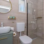 New! 14 Guests Villa, Breakfast & Pool Villa *
